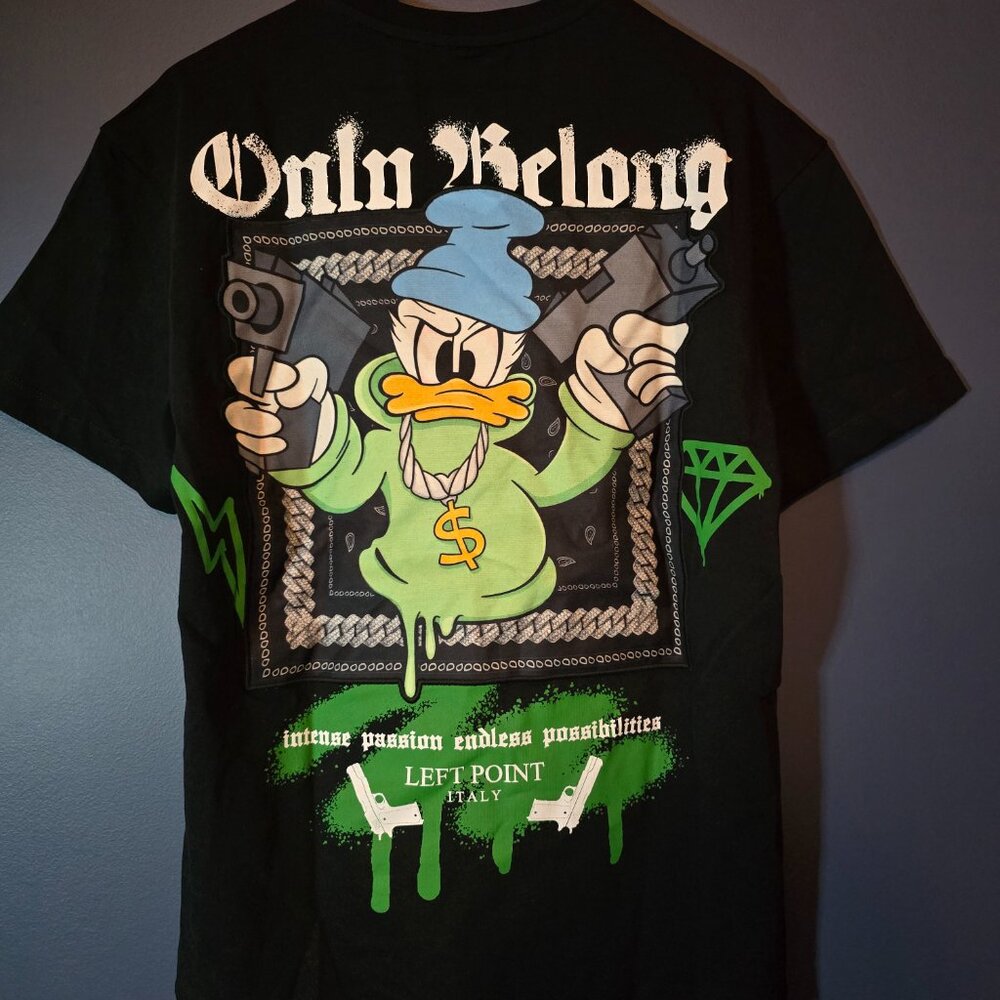 Left Point Italy Graphic Tee – Size Small